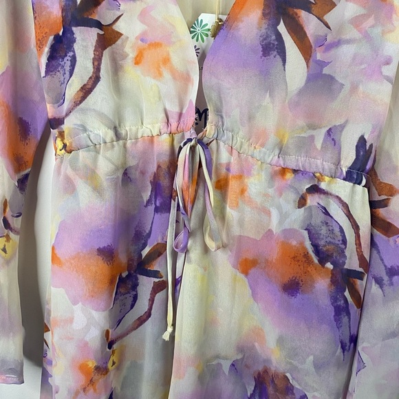 Show Me Your MuMu Romper Shorts V Neck Floral Size Small - Picture 4 of 15